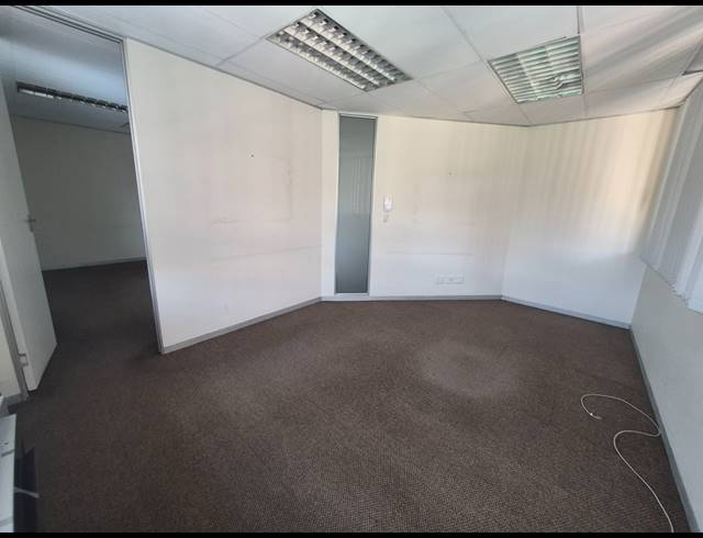 44M² OFFICE TO LET IN RIVONIA